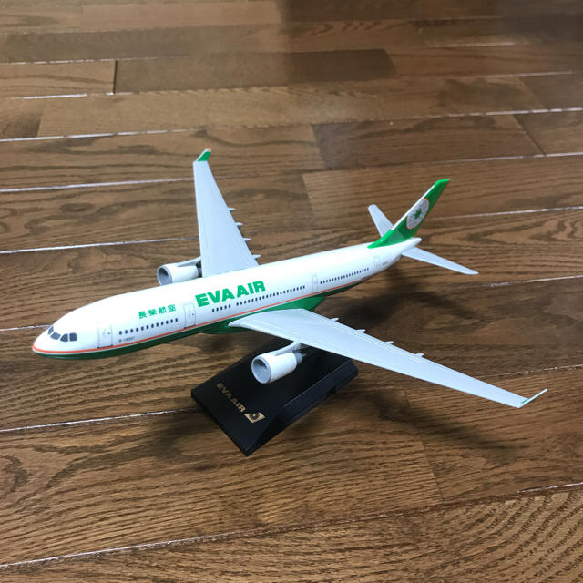 エバー航空限定モデルプレーンの通販 by とまと's shop|ラクマ エバー航空限定モデルプレーンの通販 by とまと's shop|ラクマ