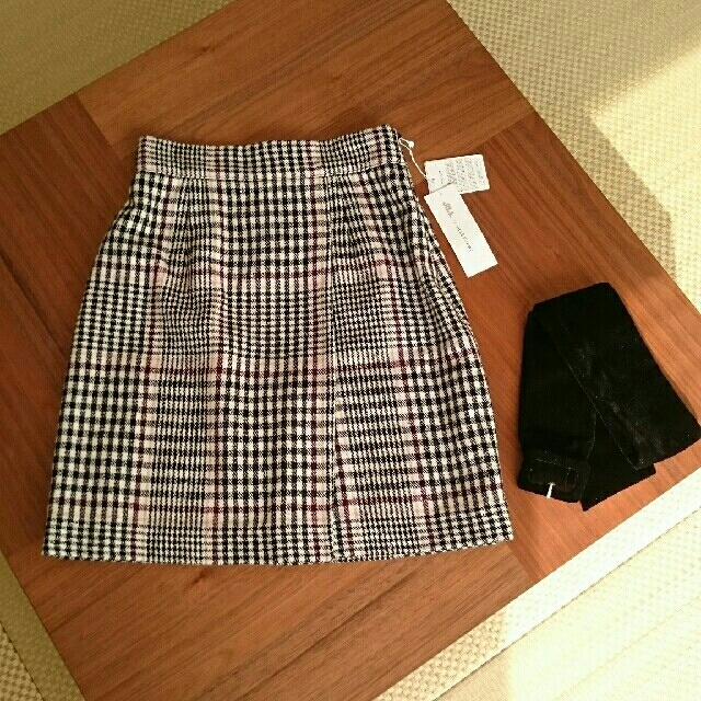 JILL by JILLSTUART(ジルバイジルスチュアート)の未使用☆JILLSTUART スカート / ZARA MOUSSY スナイデル レディースのスカート(ひざ丈スカート)の商品写真