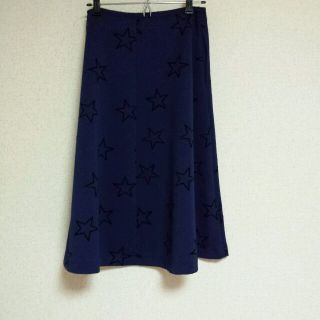 COMME des GARCONS(ひざ丈スカート)のフリマアイテム一覧 COMME des GARCONS(ひざ丈スカート)のフリマアイテム一覧