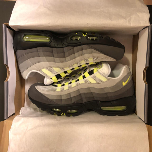 NIKE(ナイキ)の27cm ★ NIKE AIR MAX 95 OG イエローグラデ ナイキ  メンズの靴/シューズ(スニーカー)の商品写真