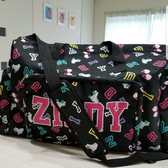 ZIDDY(ジディー)の美品　ziddy　旅行かばん　ボストンバッグ　  キッズ/ベビー/マタニティのこども用バッグ(その他)の商品写真