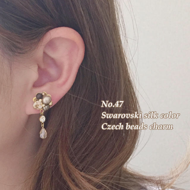 SWAROVSKI(スワロフスキー)のSN♡3mama様【47】イヤリング レディースのアクセサリー(イヤリング)の商品写真