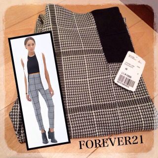 フォーエバートゥエンティーワン(FOREVER 21)のみきゅたん様 25日までお取り置き(カジュアルパンツ)