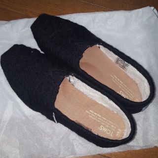 トムズ(TOMS)のTOMSトムズブラックカッター ニット素材(スリッポン/モカシン)