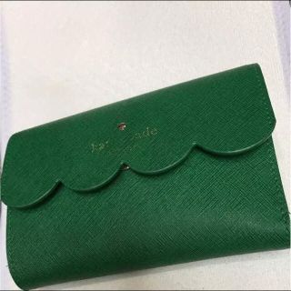 ケイトスペードニューヨーク(kate spade new york)のkate spade  二つ折り 財布 グリーン(財布)