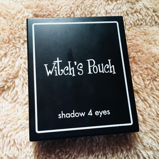 Witch's Pouch コスメ/美容のベースメイク/化粧品(アイシャドウ)の商品写真