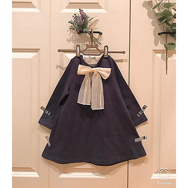 値下げ ✔トリドリー ワンピース 95 バックリボン キッズ/ベビー/マタニティのキッズ服女の子用(90cm~)(ワンピース)の商品写真