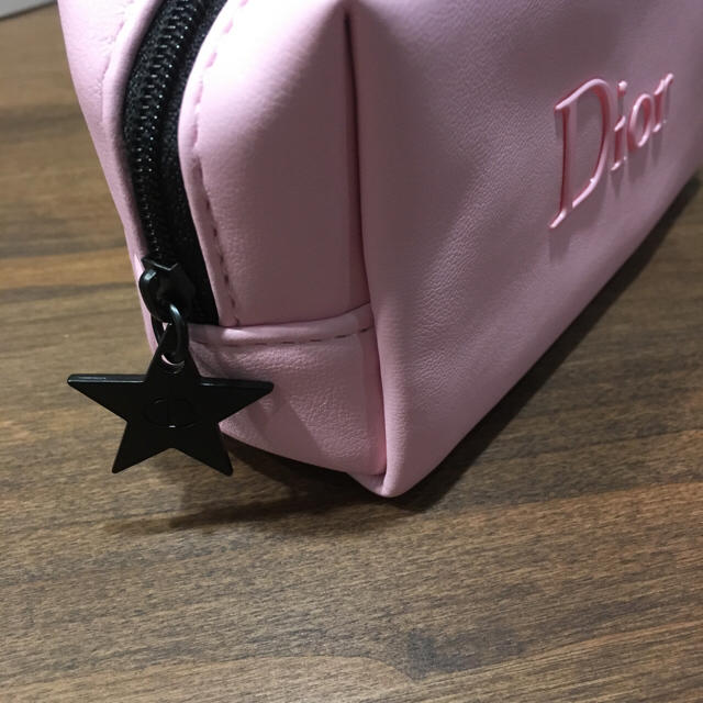 Dior ノベルティ ポーチ ピンク 星 チャーム