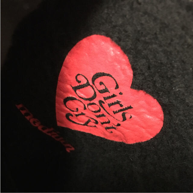 なので Girls Don't Cry 424 赤T黒ロゴ Lサイズの通販 by KKB's shop オンラインストア正本 don’t Girls cry ロサンゼルス 黒 Sサイズ パーカー 424 × パーカー