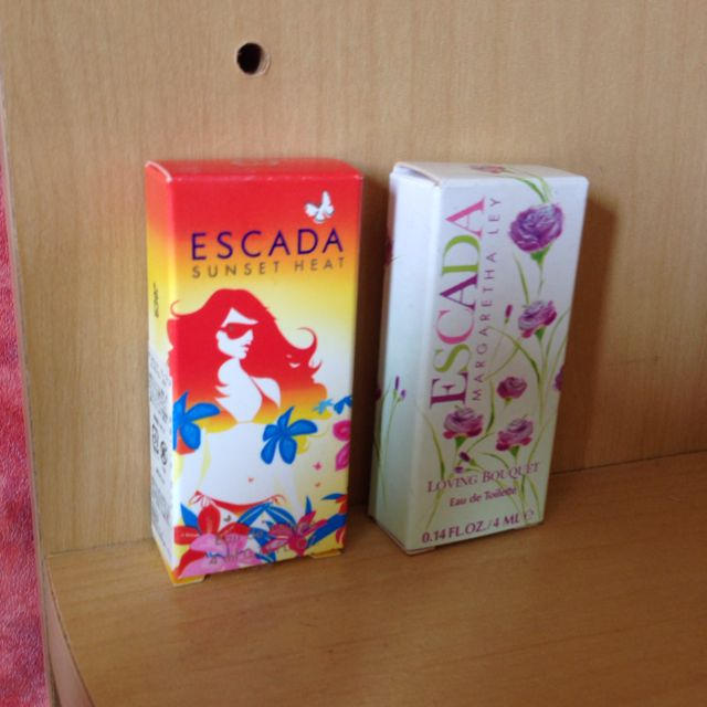 ESCADA(エスカーダ)のエスカーダ ミニ香水 コスメ/美容の香水(香水(女性用))の商品写真