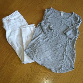 エイチアンドエム(H&M)のH&M　グレーカットソー　(カットソー(半袖/袖なし))