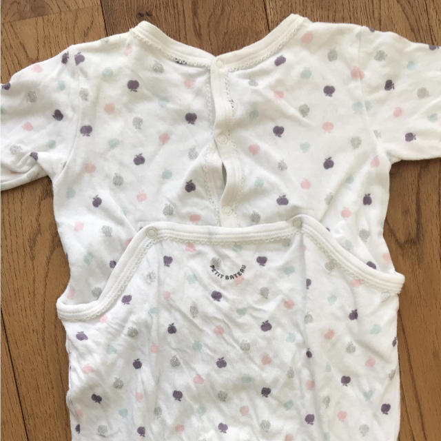 PETIT BATEAU(プチバトー)のカーターズ プチバトー 足つきロンパース 6m キッズ/ベビー/マタニティのベビー服(~85cm)(ロンパース)の商品写真