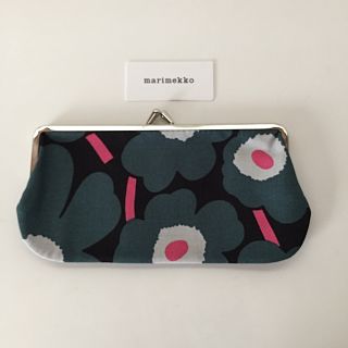 マリメッコ(marimekko)の新品未使用★マリメッコ ミニウニッコ がま口ポーチ (ポーチ)