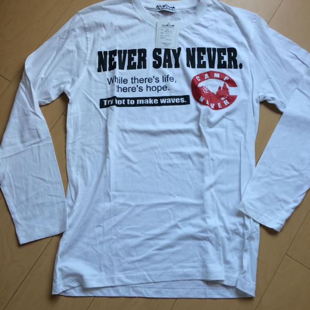 値下げ！新品 送料込み 長袖Tシャツ メンズのトップス(Tシャツ/カットソー(七分/長袖))の商品写真