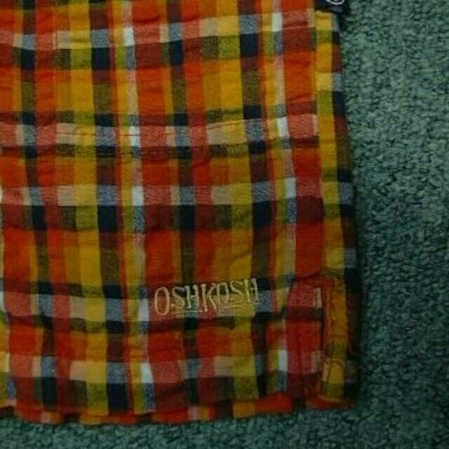 OshKosh(オシュコシュ)のOSHKOSH。ハーフパンツ/70 キッズ/ベビー/マタニティのベビー服(~85cm)(パンツ)の商品写真