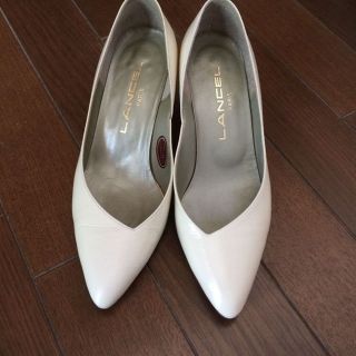 ランセル(LANCEL)のLANCEL  白パンプス(ハイヒール/パンプス)