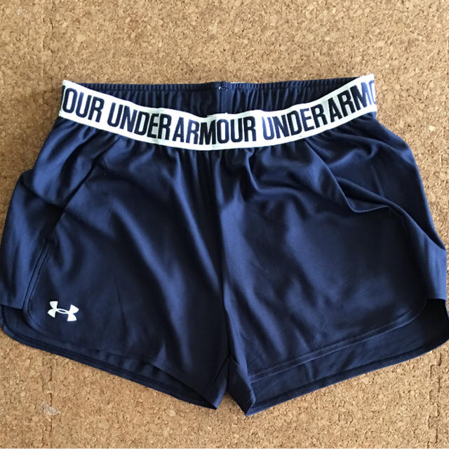 UNDER ARMOUR(アンダーアーマー)のアンダーアーマー  XL ランニング  ジム ウォーキング マラソン  レディースのパンツ(ショートパンツ)の商品写真