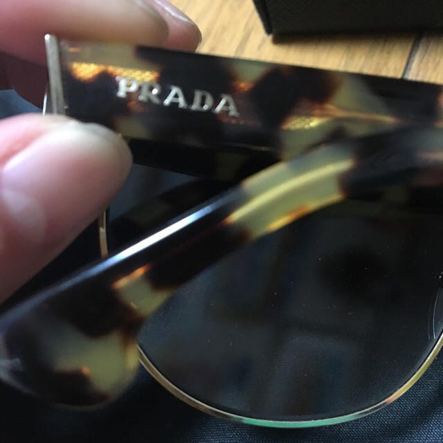 PRADA(プラダ)のプラダ サングラス  レディースのファッション小物(サングラス/メガネ)の商品写真