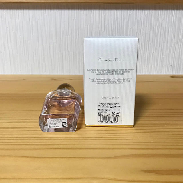 Christian Dior(クリスチャンディオール)のDior フォーエバーアンドエバー 香水 コスメ/美容の香水(香水(女性用))の商品写真