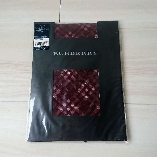 BURBERRY(バーバリー)の値下げ★新品未開封★バーバリー、セリーヌタイツセット レディースのレッグウェア(タイツ/ストッキング)の商品写真