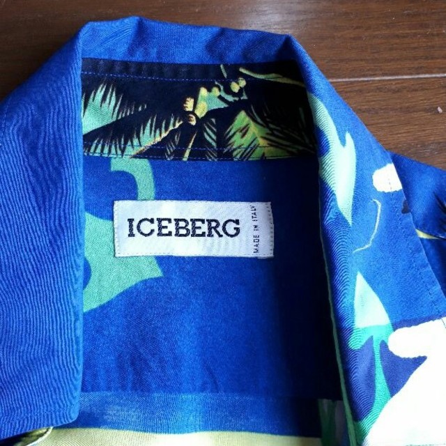 ICEBERG(アイスバーグ)のひゅーさま　アイスバーグ　ドナルド　シャツ　ハワイアン メンズのトップス(シャツ)の商品写真