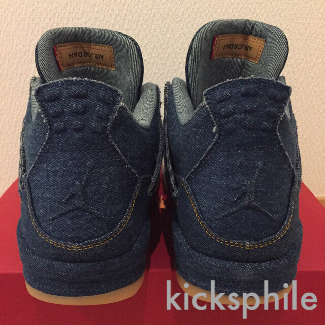 NIKE(ナイキ)の【新品送料込】NIKE AIR JORDAN 4 RETRO "LEVI'S" メンズの靴/シューズ(スニーカー)の商品写真