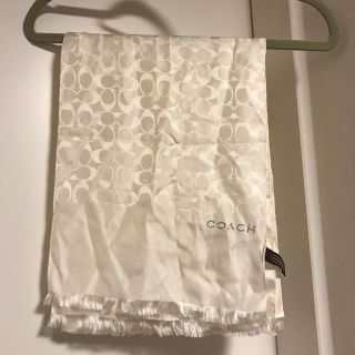 コーチ(COACH)のCOACH コーチ ショール シルク100%  シグネチャー柄 アイボリー(マフラー/ショール)