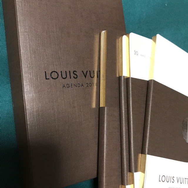 LOUIS VUITTON(ルイヴィトン)のルイヴィトン 手帳 レフィル セット 新品 メンズのファッション小物(手帳)の商品写真