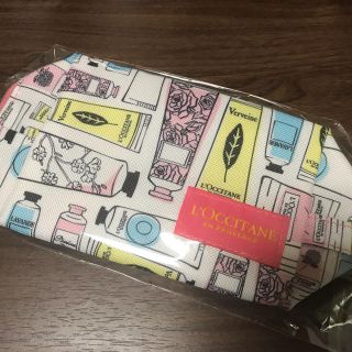 ロクシタン(L'OCCITANE)のロクシタン ハンドクリーム柄ポーチ 非売品(ノベルティグッズ)