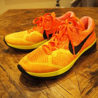 ナイキ(NIKE)の　NIKE FLYKNIT LUNAR 3番 27.0　(スニーカー)