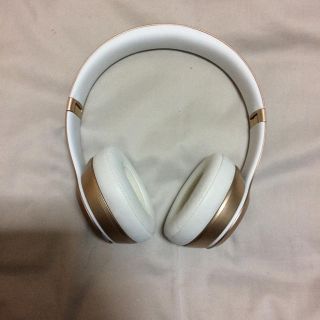 ビーツバイドクタードレ(Beats by Dr Dre)のbeats solo2 wireless gold(ヘッドフォン/イヤフォン)