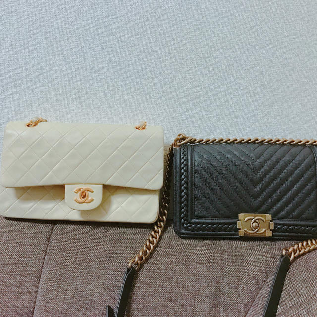 CHANEL(シャネル)のシャネルバック ベージュ レディースのバッグ(ハンドバッグ)の商品写真