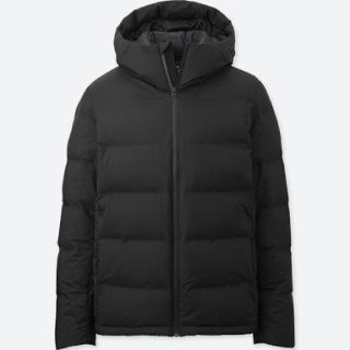 UNIQLO - uniqlo シームレスダウン 今期2017モデル black Mの UNIQLO - uniqlo シームレスダウン 今期2017モデル black Mの