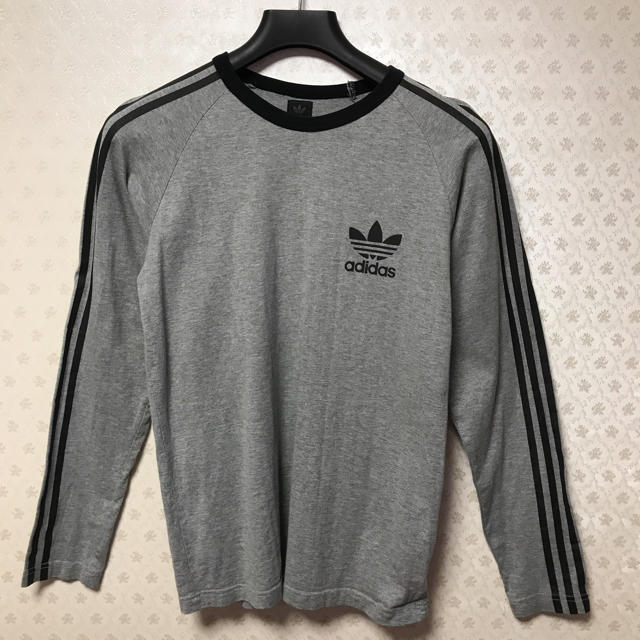 adidas(アディダス)の❤️アディダス❤️adidas❤️長袖Tシャツ メンズのトップス(Tシャツ/カットソー(七分/長袖))の商品写真