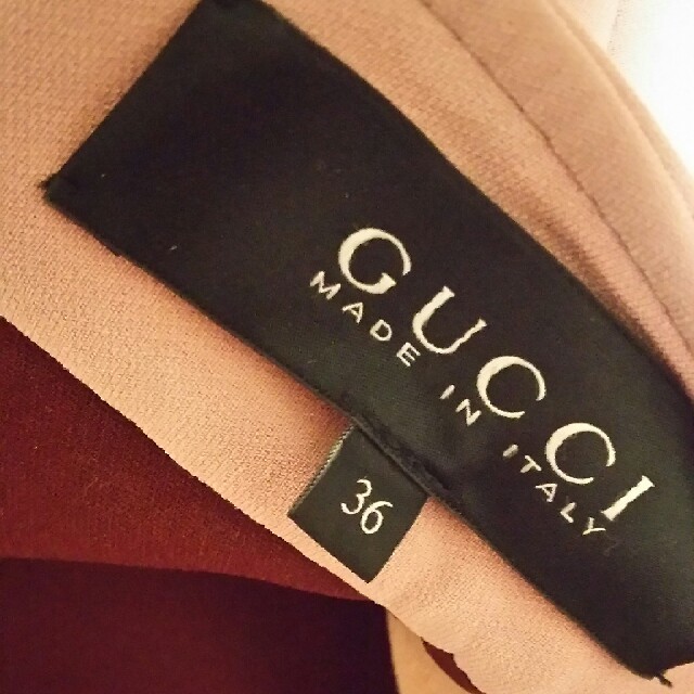 Gucci(グッチ)の【さやめろ様専用】GUCCI  2015  ワンピ  パリコレ  美品 レディースのワンピース(ひざ丈ワンピース)の商品写真