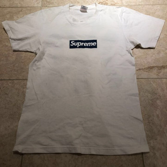 supreme ボックスロゴ シュプリーム box off white