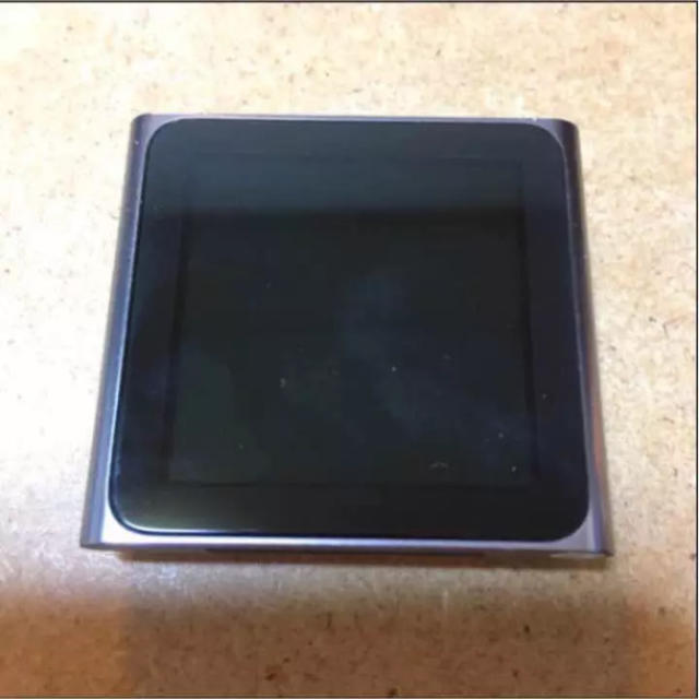 Apple(アップル)のiPod nano 第6世代 シルバー 8GB スマホ/家電/カメラのオーディオ機器(ポータブルプレーヤー)の商品写真