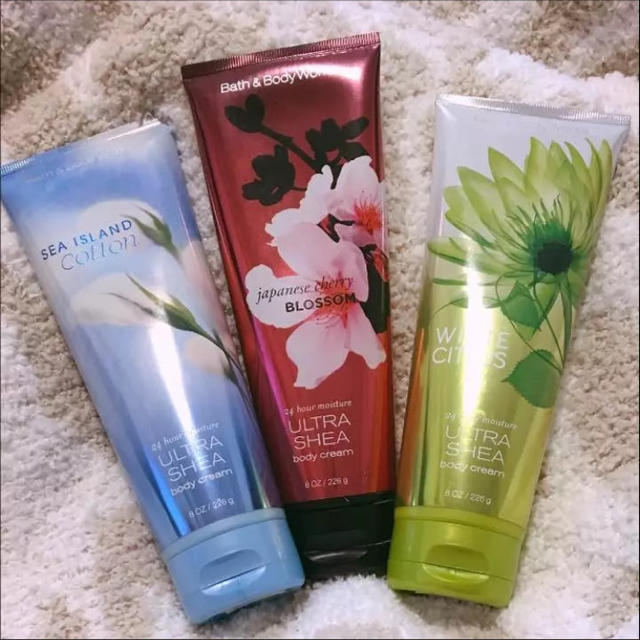 Bath & Body Works(バスアンドボディーワークス)のバスアンドボディーワ ワークス ボディクリーム コスメ/美容のボディケア(ボディクリーム)の商品写真