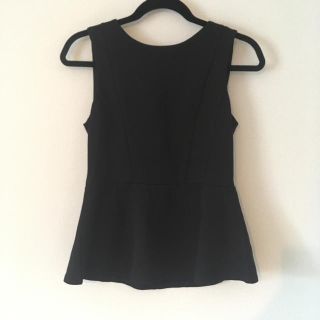 エイチアンドエム(H&M)のH&M ノースリーブペプラム(カットソー(半袖/袖なし))