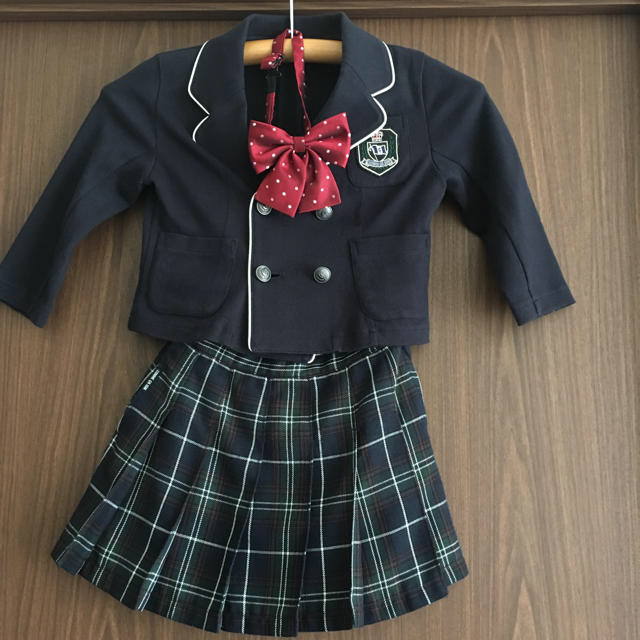 COMME CA ISM(コムサイズム)のCOMME CA ISM 女の子 フォーマルスーツ 100 キッズ/ベビー/マタニティのキッズ服女の子用(90cm~)(ドレス/フォーマル)の商品写真