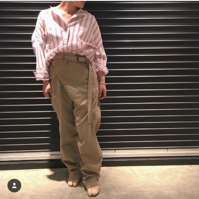 MAISON KITSUNE'(メゾンキツネ)のメゾンエウレカ チノパン レディースのパンツ(チノパン)の商品写真