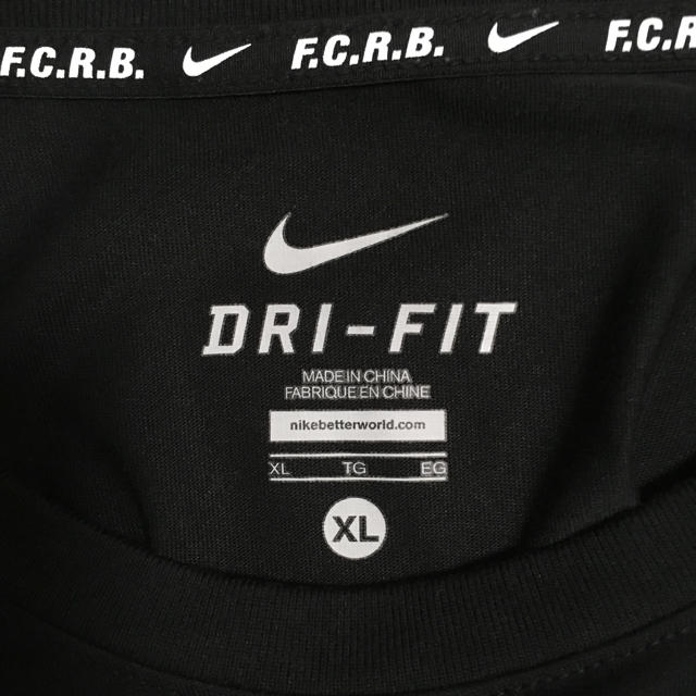 F.C.R.B.(エフシーアールビー)のFCRB NIKE Tシャツ 黒 XL メンズのトップス(Tシャツ/カットソー(半袖/袖なし))の商品写真