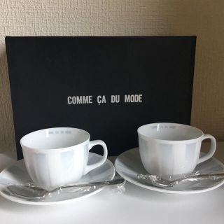 コムサデモード(COMME CA DU MODE)の◇◇カップ＆ソーサー＆スプーン２客セット◇◇(グラス/カップ)