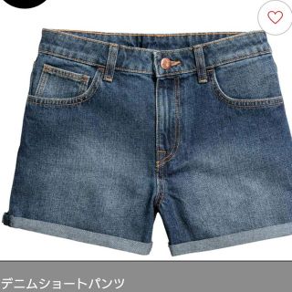 エイチアンドエム(H&M)の【新品】H&M デニムショートパンツ サイズ38(ショートパンツ)