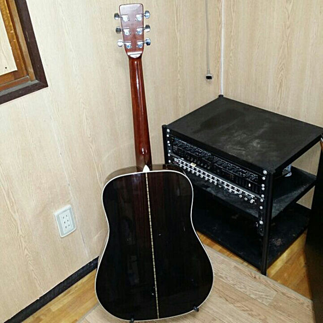 Morris　W-30フォーク ギター