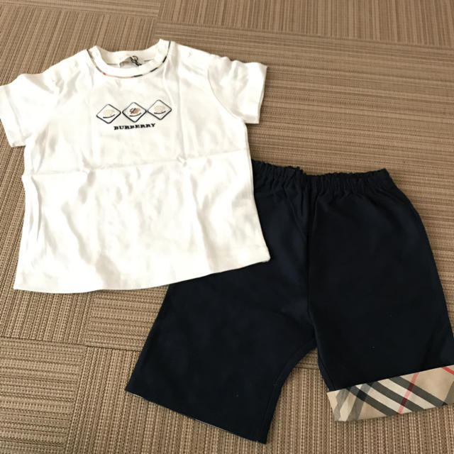 BURBERRY(バーバリー)の新品Burberryセット90 キッズ/ベビー/マタニティのキッズ服男の子用(90cm~)(その他)の商品写真