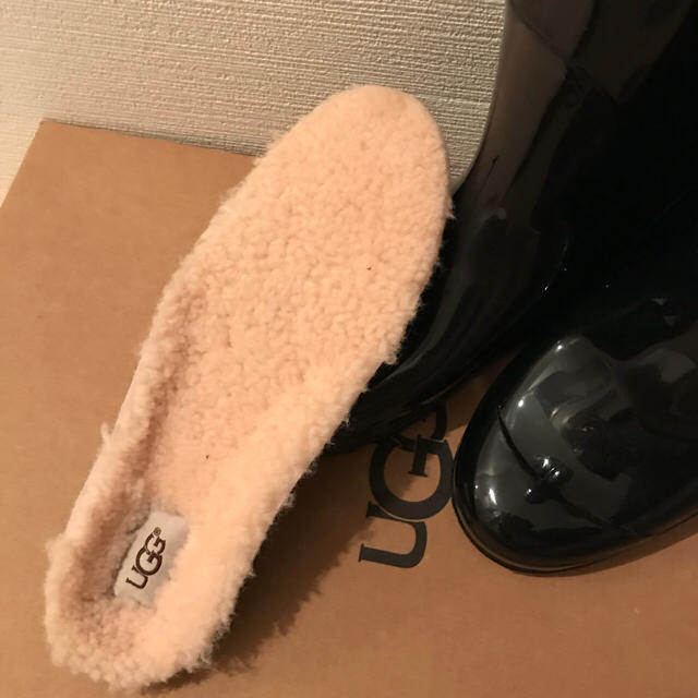 UGG(アグ)の本日限り！ 新品♡ UGG レインブーツ ブーツ 長靴 レディースの靴/シューズ(レインブーツ/長靴)の商品写真