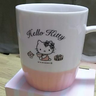 ハローキティ(ハローキティ)のHelloKittyマグカップ(グラス/カップ)