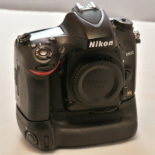 Nikon - NikonD600 一眼レフカメラ本体 値下げの通販 by K→F's shop ...