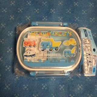 サンリオ(サンリオ)の新品 お弁当箱 ザ ラナバウツ サンリオ 幼稚園入園準備(弁当用品)